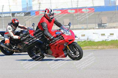 media/Jan-20-2023-Fastrack Riders (Fri) [[f2ad32aba3]]/Level 1/session 3 turn 9/